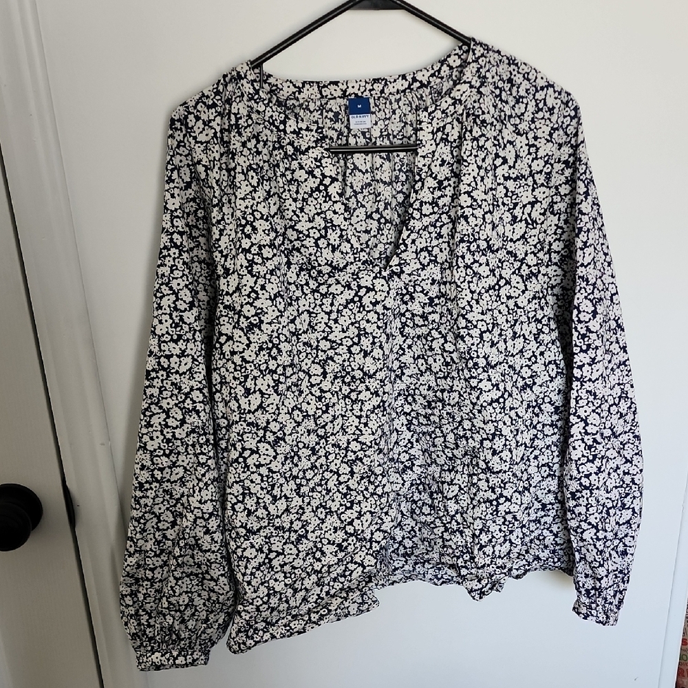 Floral Black and White Women's Top